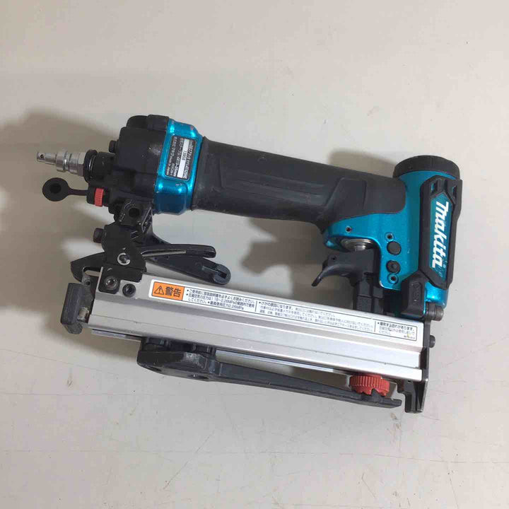 ★マキタ(makita) 高圧エアタッカ AT425HEM【戸田店】