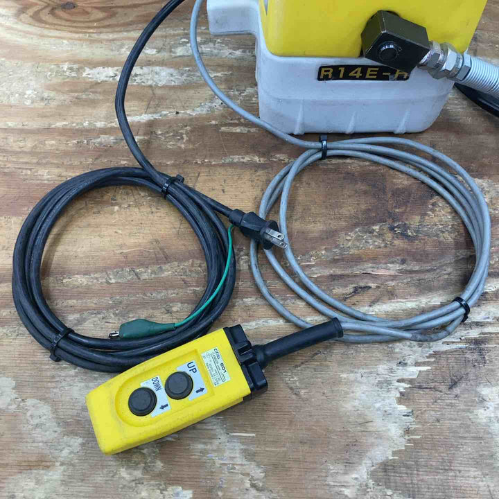 ★泉精器(IZUMI) 電動式油圧ポンプ R14E-H【柏店】