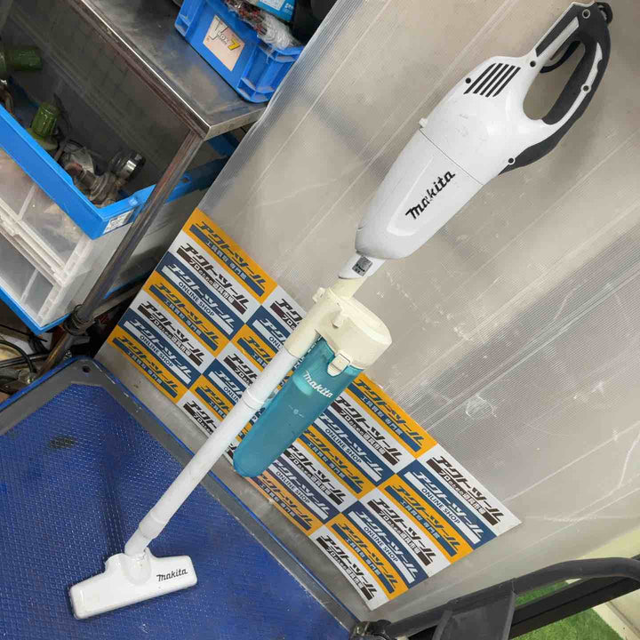 ☆マキタ(makita) コードレスクリーナー CL181FDZW【草加店】