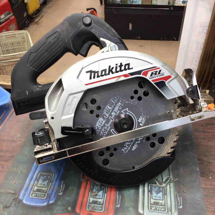 ★マキタ(makita) コードレス丸のこ HS631DZB【草加店】