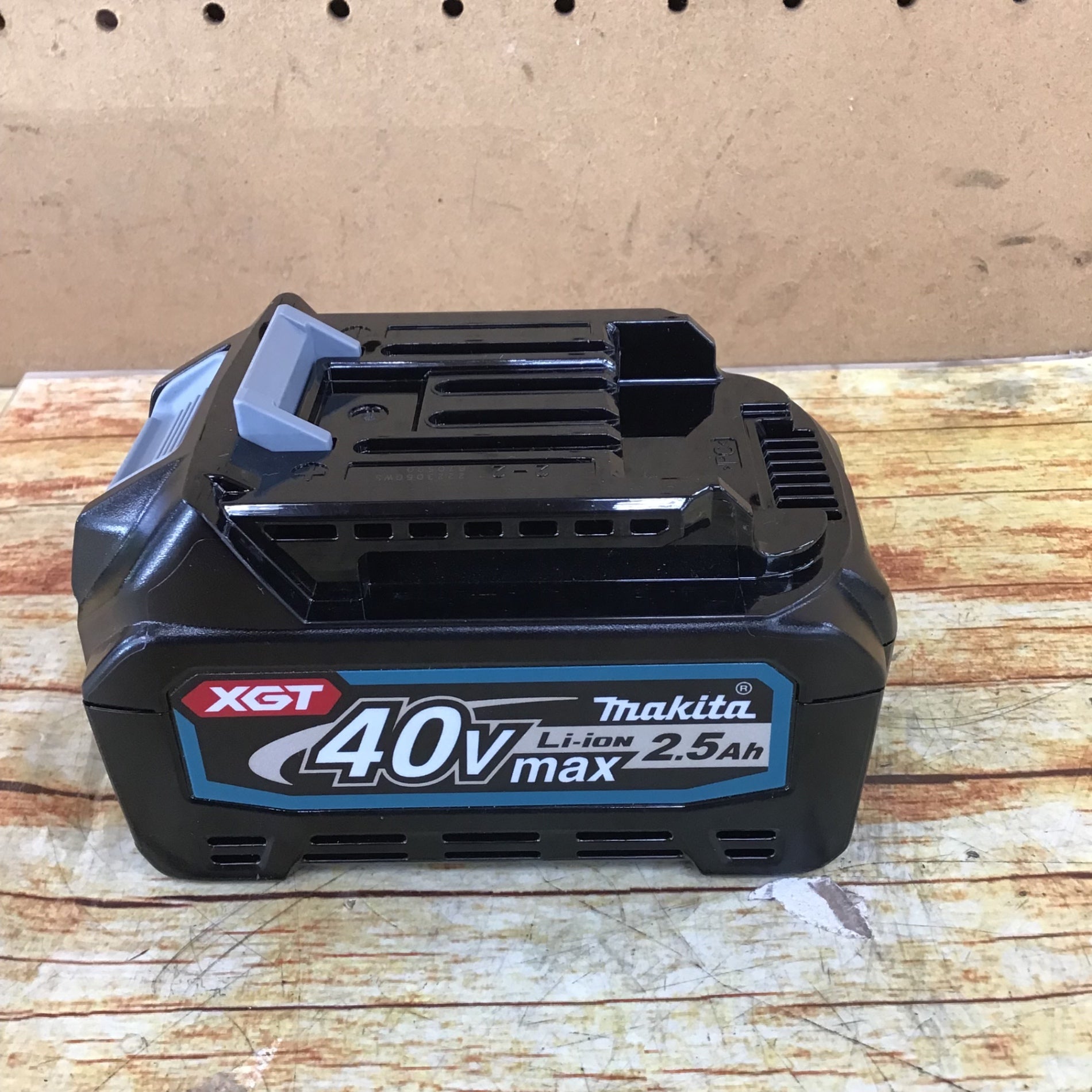 ☆マキタ(makita) リチウムイオンバッテリー 40V/2.5Ah BL4025F【川崎店】 – アクトツールオンラインショップ