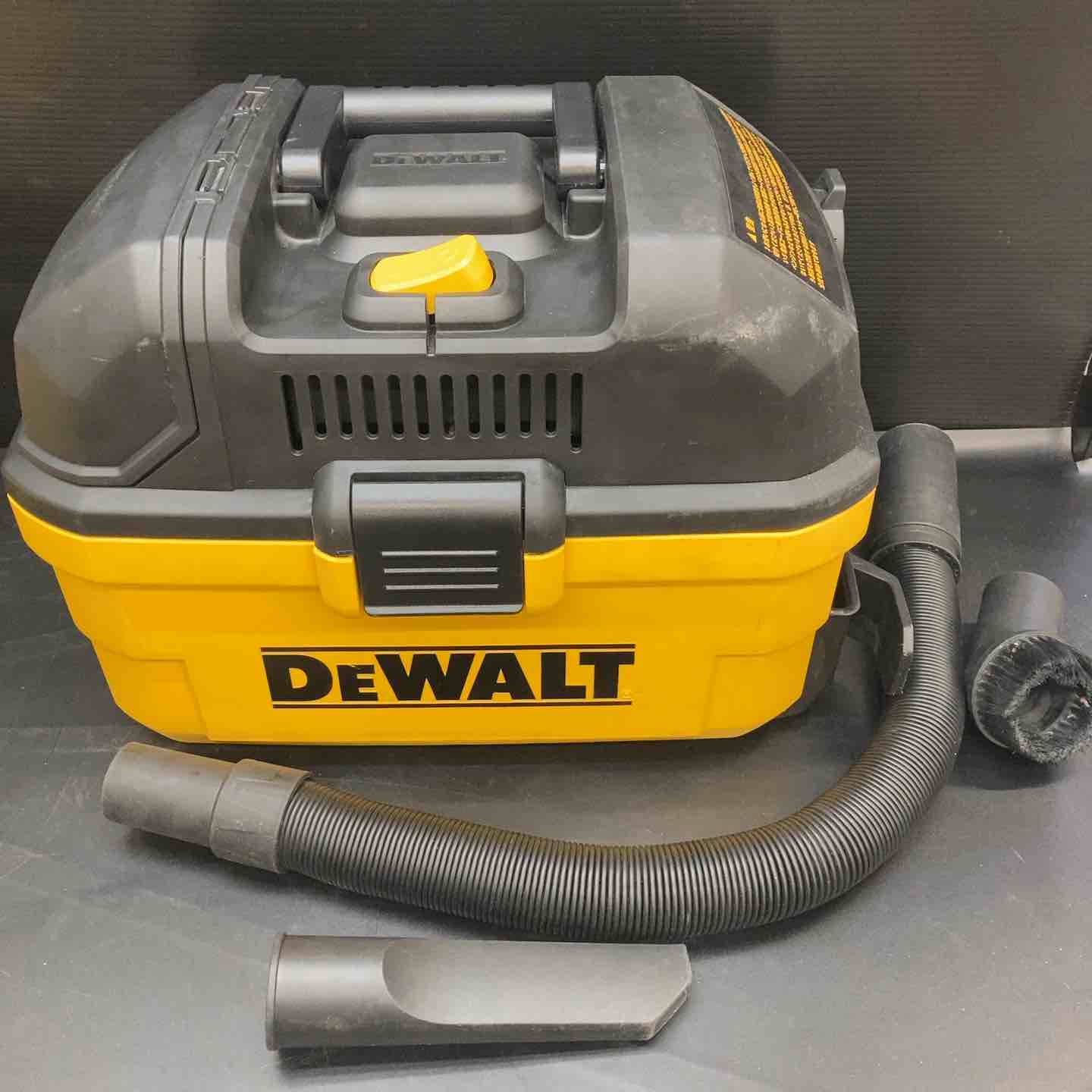 デウォルト(DEWALT) DXV15TJ 業務用掃除機 乾湿両用 集じん機 