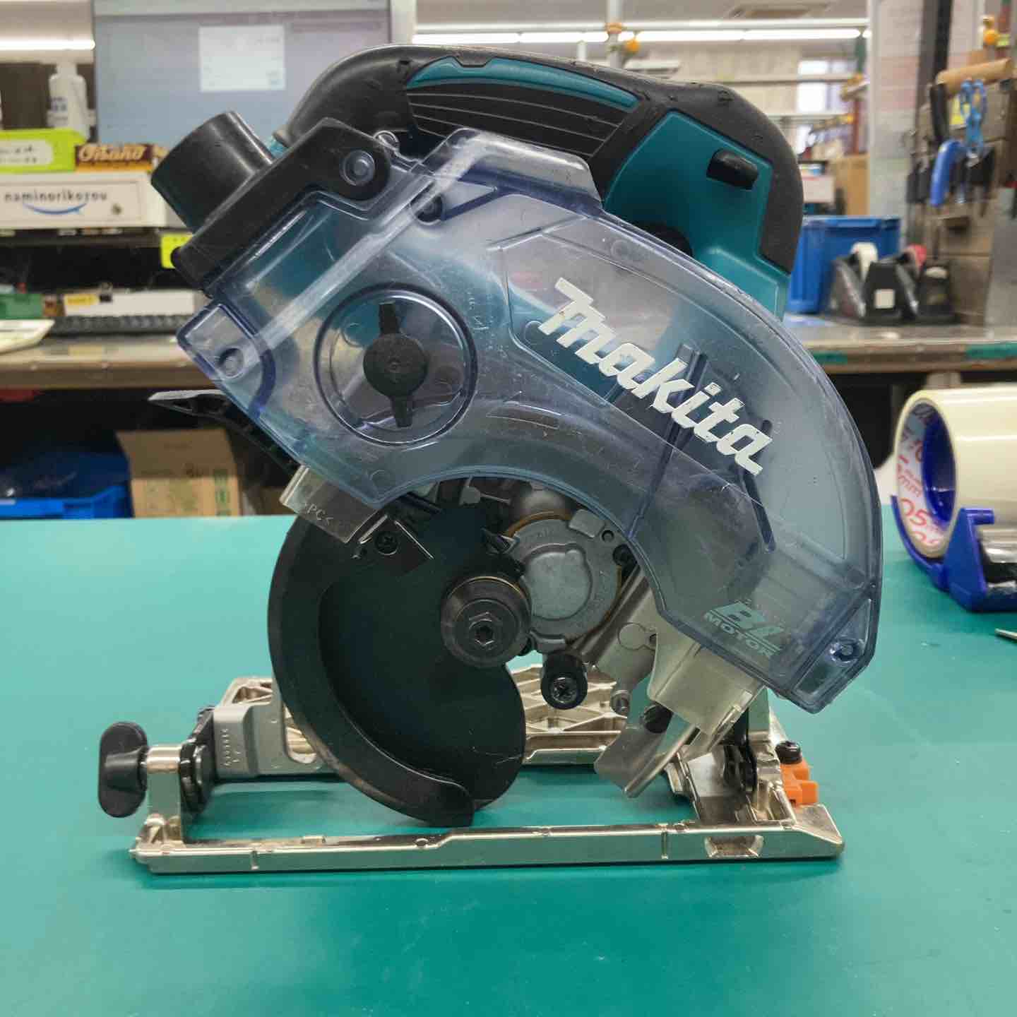 ★マキタ(makita) コードレス防じん丸のこ KS513DZ　異音有、本体のみ【戸田店】 ☆マキタ(makita) コードレス防じん丸のこ KS513DZ 異音有、本体のみ