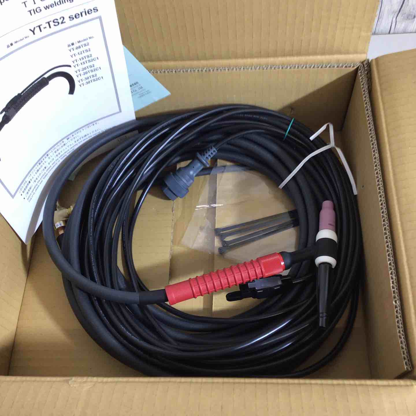 未使用品】☆純正品☆Panasonic TIGトーチ YT-15TS2C1 空冷式 150A-8M 