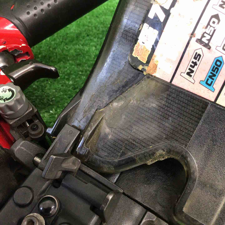 【現状品】 マキタ/makita 高圧エア釘打ち機 AN711H 【鴻巣店】