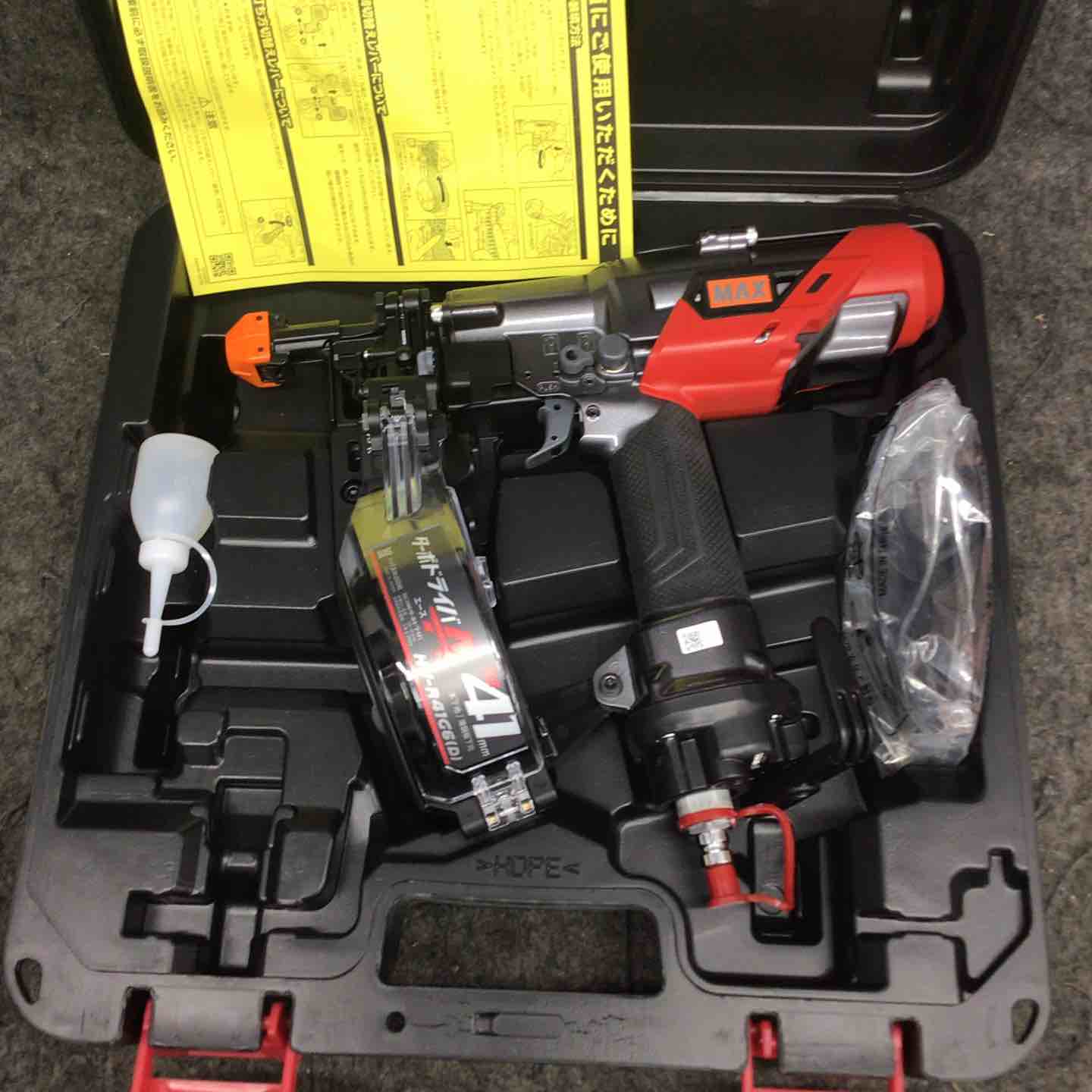 美品】☆マックス(MAX) 高圧エアネジ打ち機 HV-R41G6(D)-G【鴻巣店