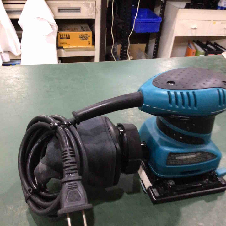 ☆マキタ(makita) 防じんミニサンダ BO4555【川口店】
