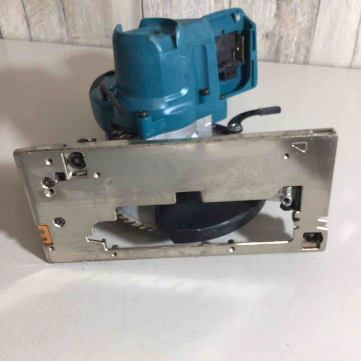 ★マキタ(makita) コードレス丸のこ HS631DZ【戸田店】