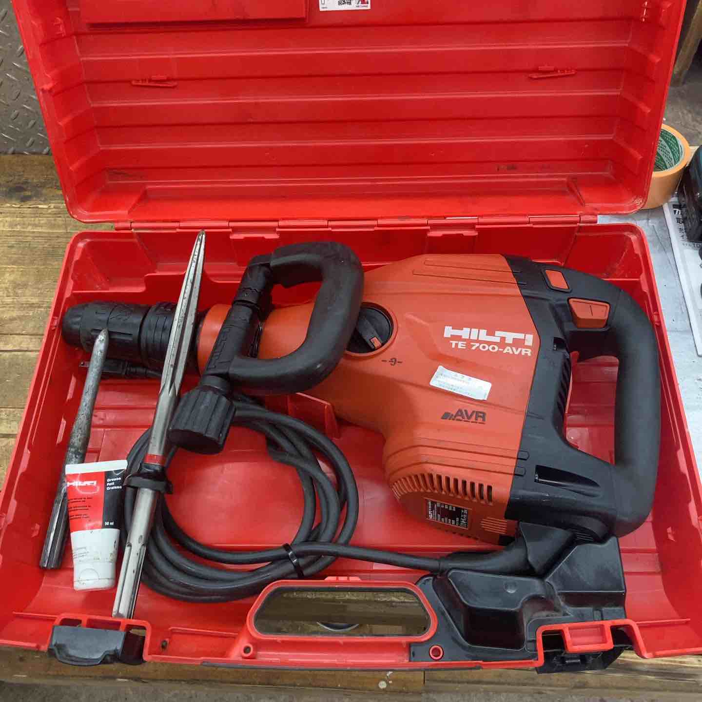 ヒルティ TE706-AVR 電動ハツリ【リライズ野田愛宕店】【】管理番号 