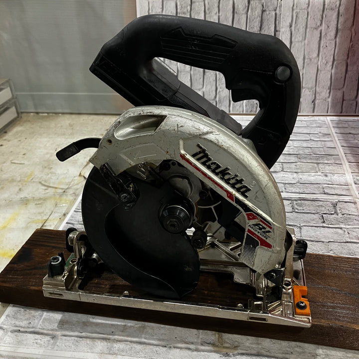 ★マキタ(makita) コードレス丸のこ HS631DZB【川口店】