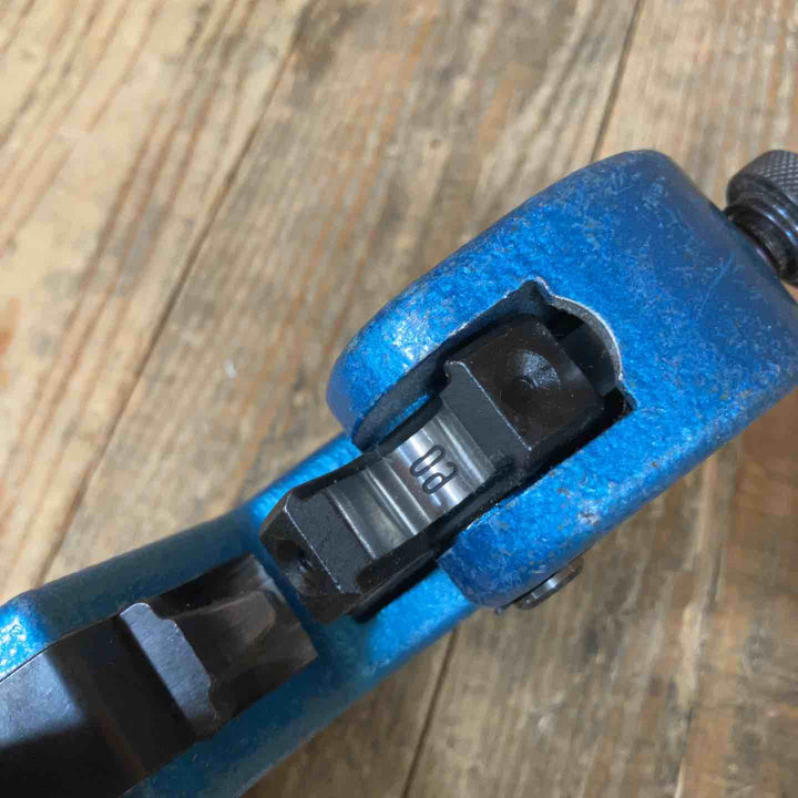 ◇ロブスター(LOBSTER) 強力型圧着工具 裸圧着端子・裸圧着スリーブ(P・B)用 AK-100 (AK100)【所沢店】