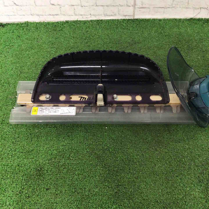 ◇マキタ(makita) コードレスミニ生垣バリカン MUH266DZ【町田店】