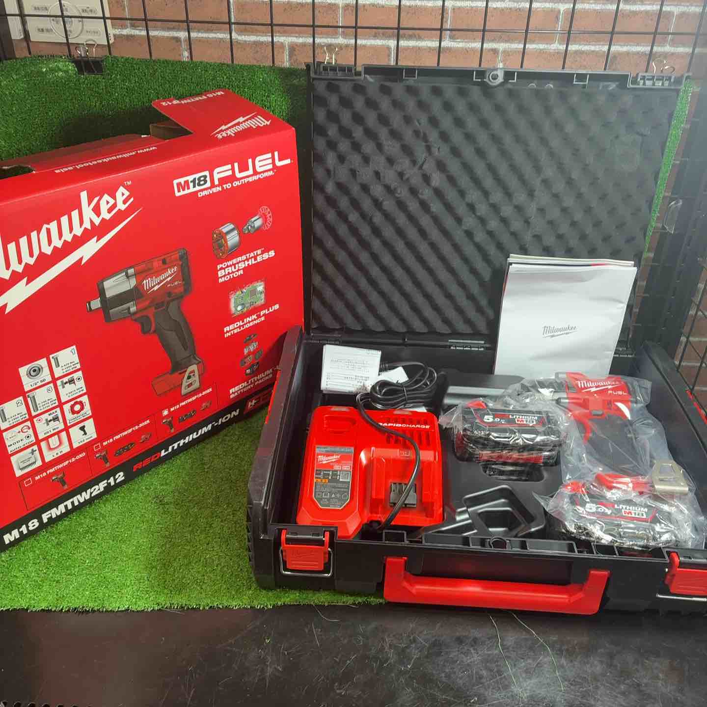◇ミルウォーキーツール・ジャパン M18 FUEL 1/2インチ 745Nm 