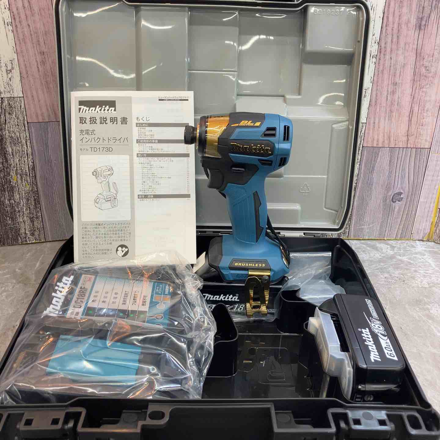 MAKITA マキタ 18V インパクトドライバー 20周年モデル  TD173DGXPB プレミアムブルー マキタ（makita） 18V インパクトドライバー makita 20周年モデル