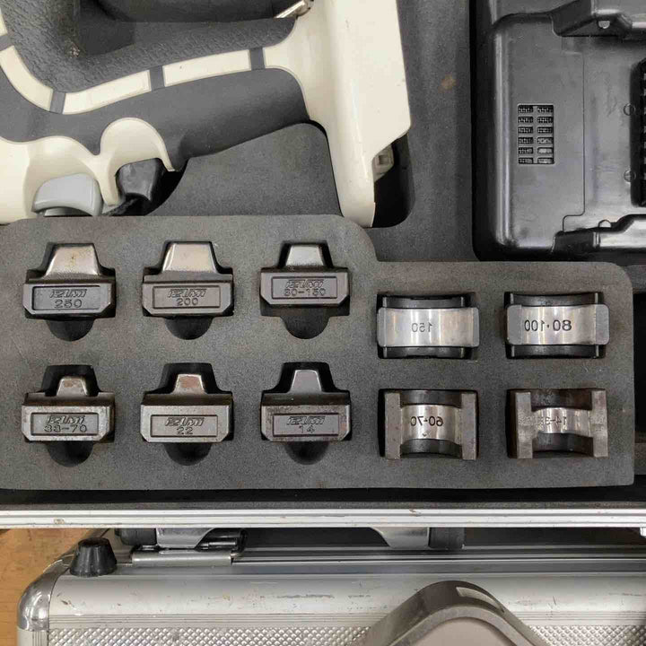 【中古品】★泉精器(IZUMI) 電動油圧式多機能工具 REC-Li250M ケーブルカッターアタッチメント200AT-50YC付属【柏店】