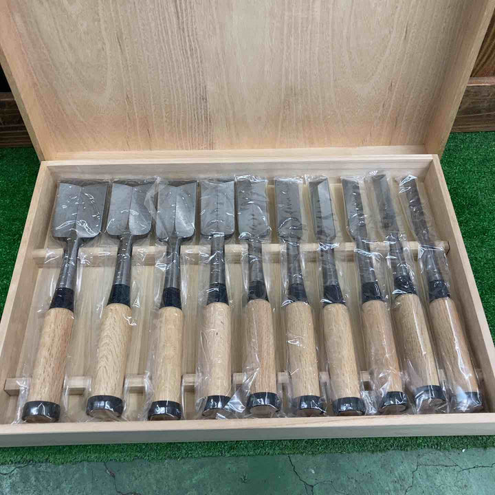 厚鑿 総磨 シノギ 白樫柄 10本組 【桶川店】