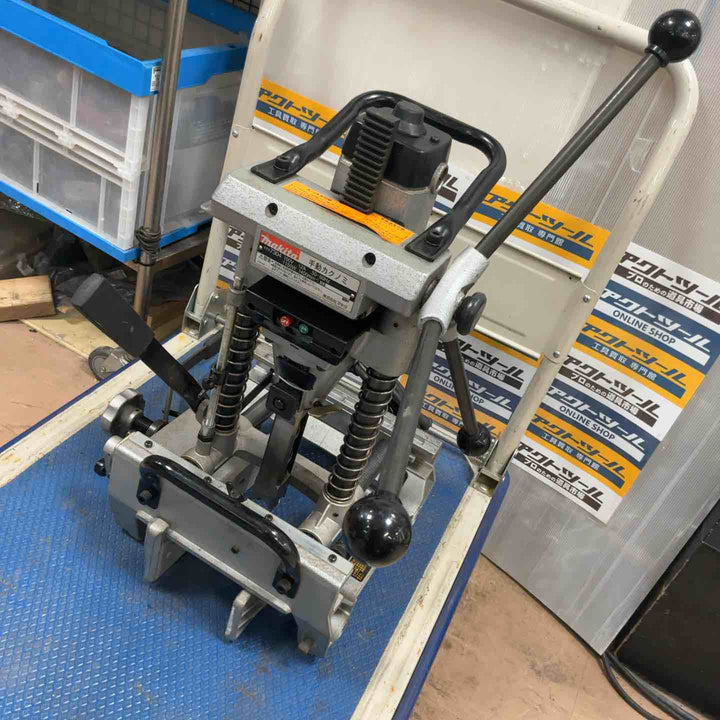 ◇マキタ(makita) 4寸手動角のみ 7304【草加店】