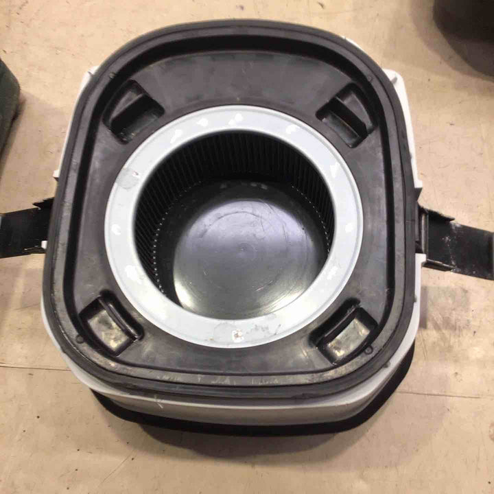 ★マキタ(makita) 集じん機 乾式 484(P)【町田店】