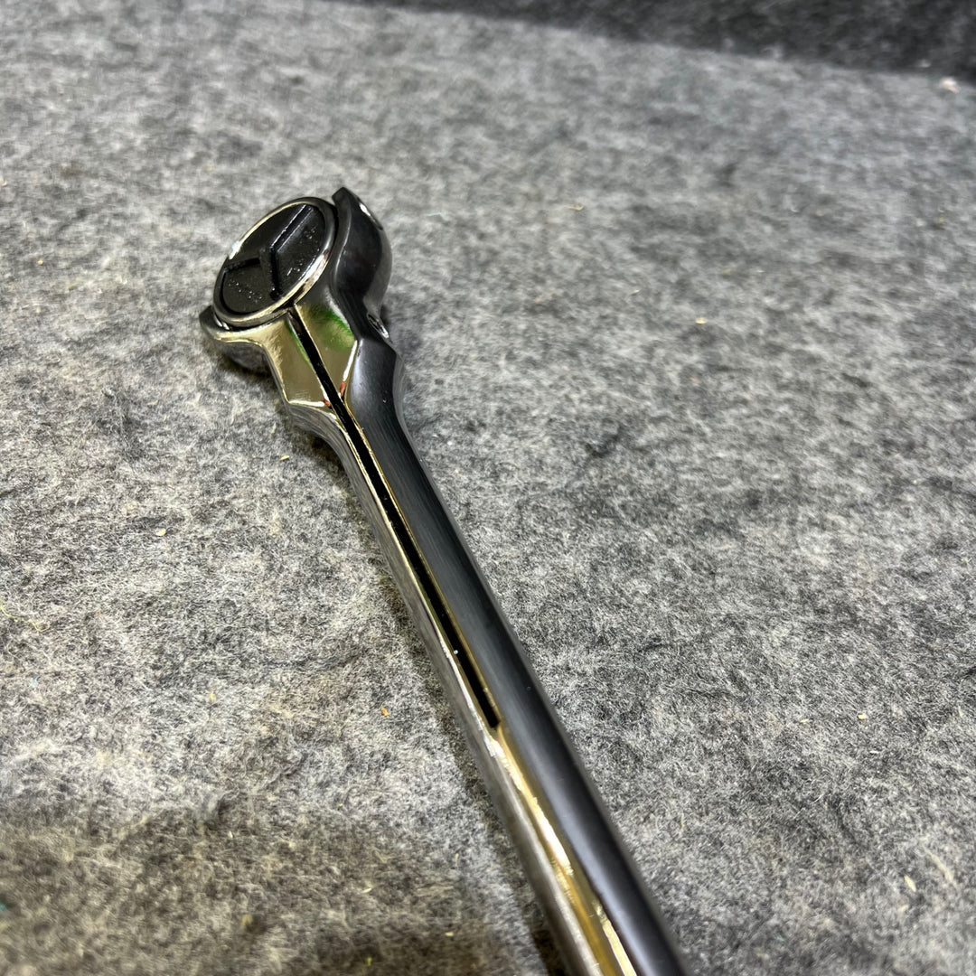▼スナップオン/Snap-on 3/8drスイべルヘッドラチェット 差込角:3/8 FHNFD100 旧グリップ ダークチタン【桶川店】