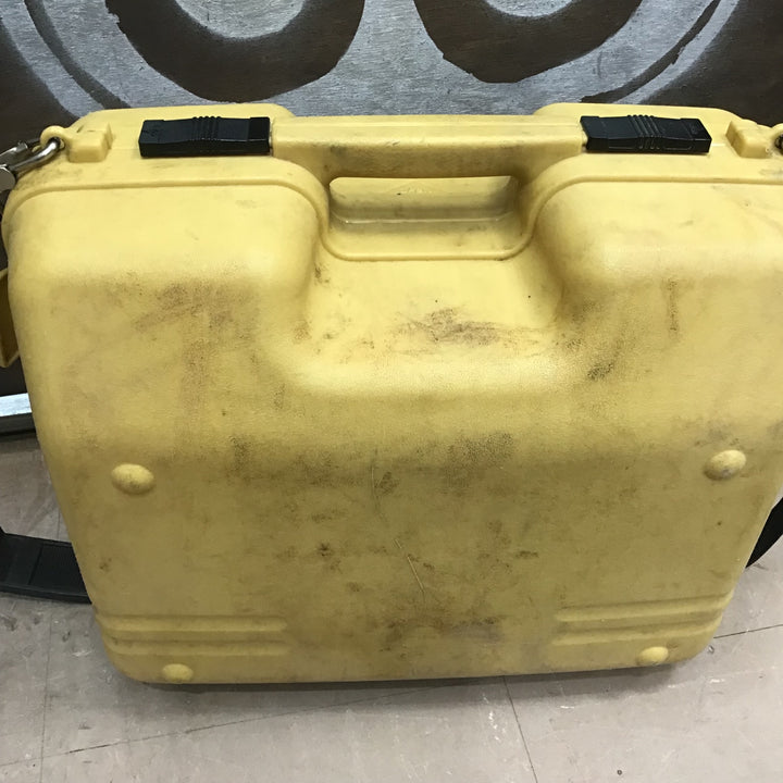 ▼ 【C2002137】トプコン セオドライト DT-300シリーズ 三脚付き【草加店】