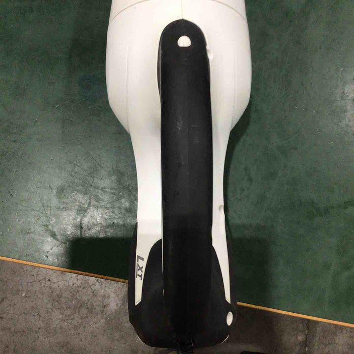 ◇マキタ(makita) コードレスクリーナ CL140FDZW【川口店】