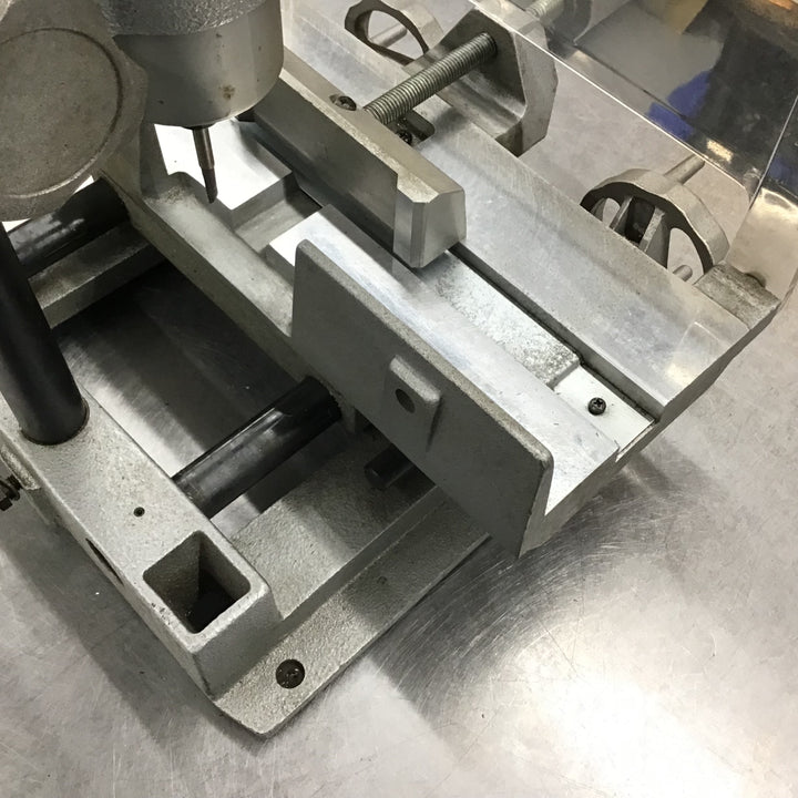 〇マキタ(makita) サッシルーター 4401【戸田店】