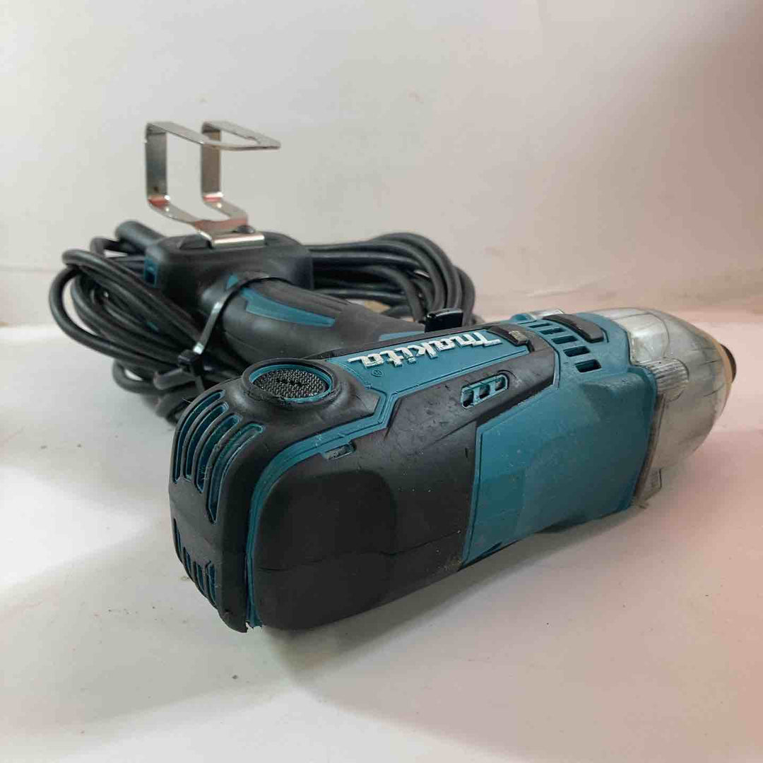 ☆マキタ(makita) インパクトドライバ TD0220【川崎店】