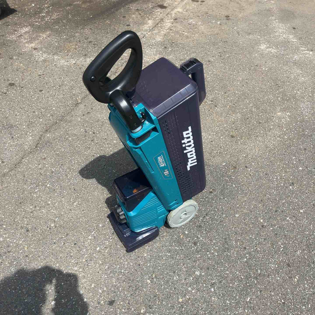【中古品・店頭受取り限定】 マキタ/makita コードレス芝刈り機・MLM160DZ 【桶川店】