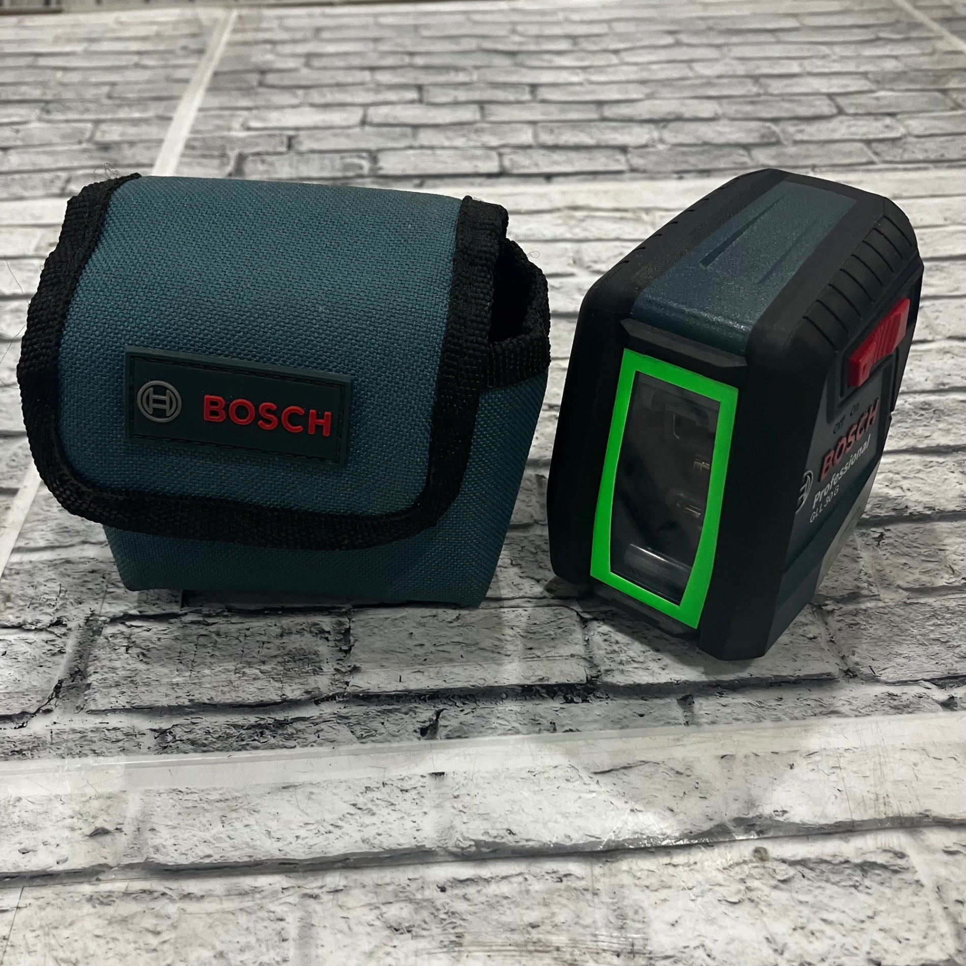 BOSCH ラインレーザー GLL30G【川口店】 – アクトツールオンラインショップ