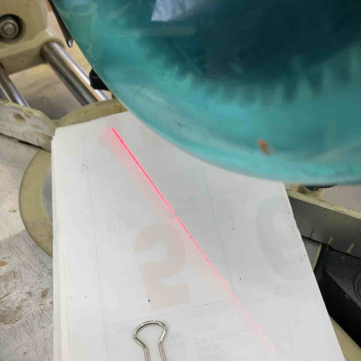 ☆マキタ(makita) 卓上スライド丸のこ LS0611FL【所沢店】