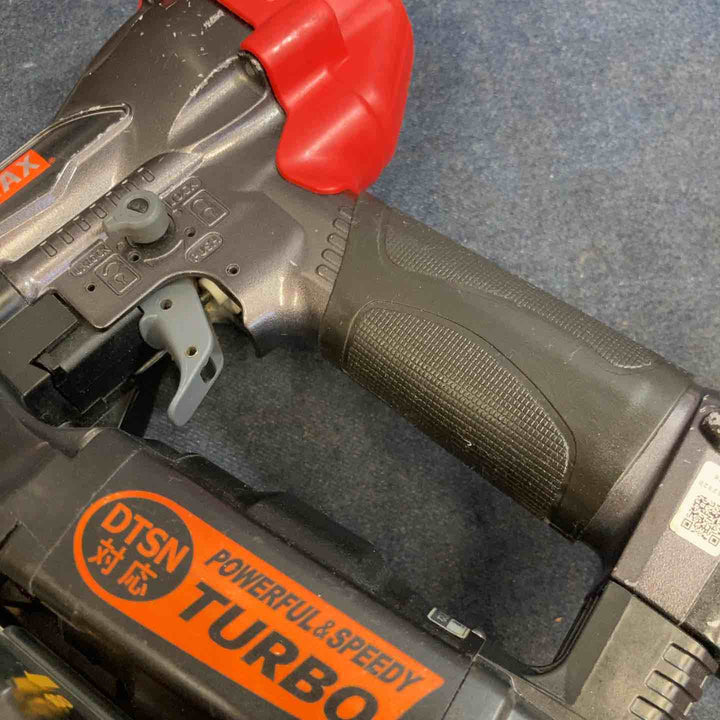 ★マックス(MAX) 高圧エアネジ打機 HV-R32G2【八潮店】