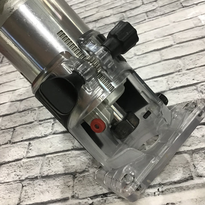 ★マキタ(makita) コードレストリマ RT40DZ【川口店】