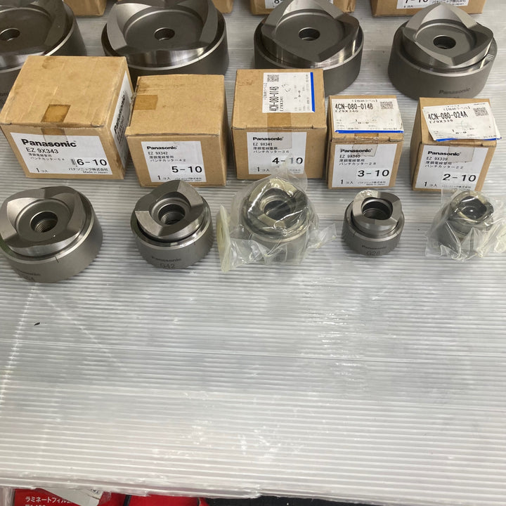 パナソニック(Panasonic)ノックアウトパンチ EZ9X303 パンチカッター多数付属【草加店】