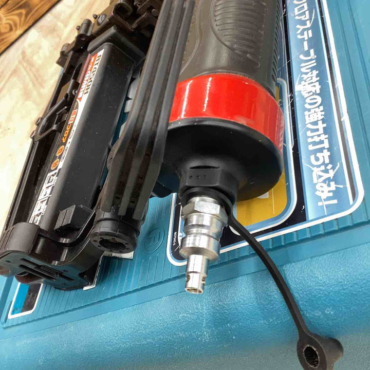 ◇マキタ(makita) 高圧フロアタッカ AT450H【越谷店】