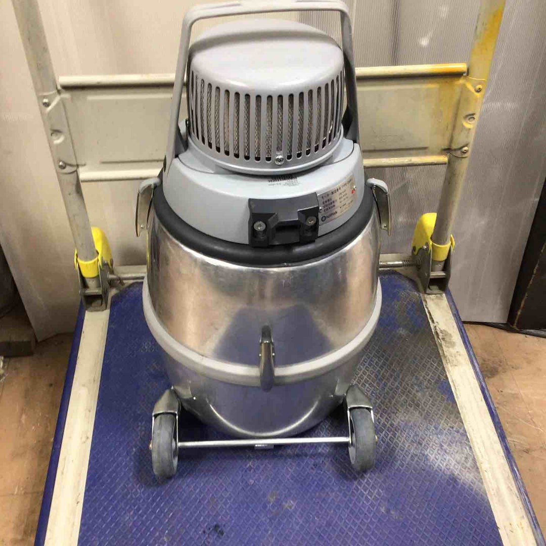 ◇ニルフィスク(Nilfisk) 真空掃除機 GM80【草加店】