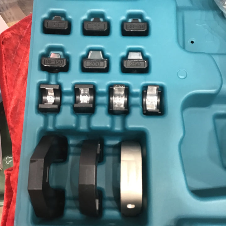 ★マキタ(makita) コードレス圧着機 TC300DRG【草加店】