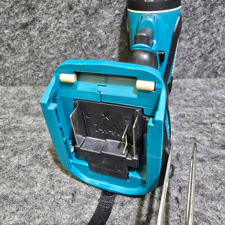 【中古品・14.4V バッテリ4.0Ah/3.0Ah各1個付き※バッテリ1個過放電50%】マキタ(makita) コードレス4モードインパクトドライバー TP131DRFX【桶川店】