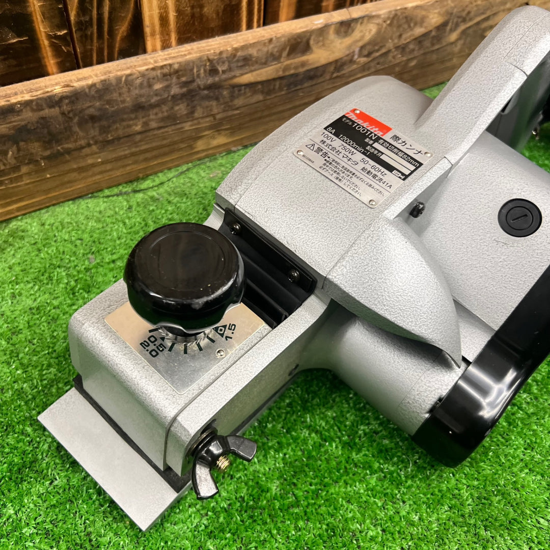 〇マキタ(makita) 際カンナ 1001N  有効切削幅 82mm 動作品【桶川店】