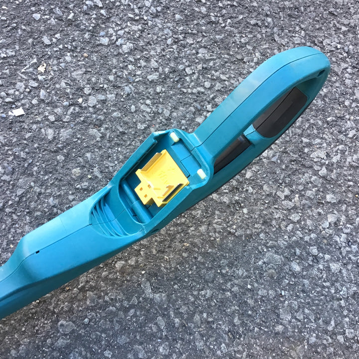 ☆マキタ(makita) コードレス草刈り機 MUR181DZ【所沢店】