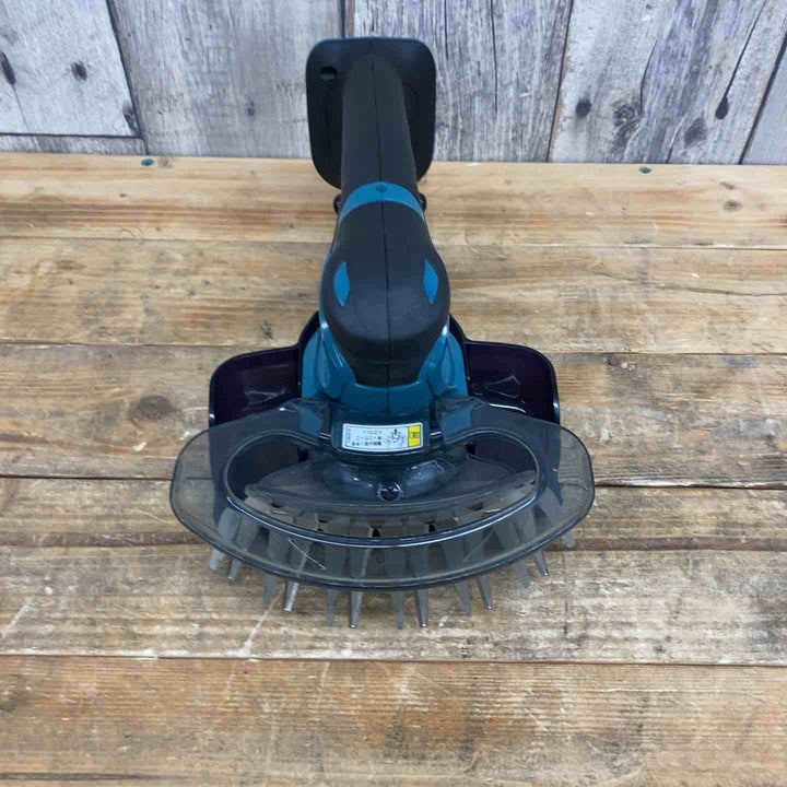 マキタ(makita) コードレス芝生バリカン  MUM604DZ 【東大和店】