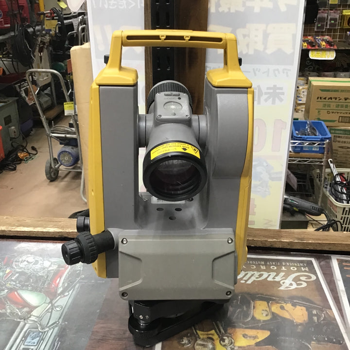 ▼ 【C2002137】トプコン セオドライト DT-300シリーズ 三脚付き【草加店】