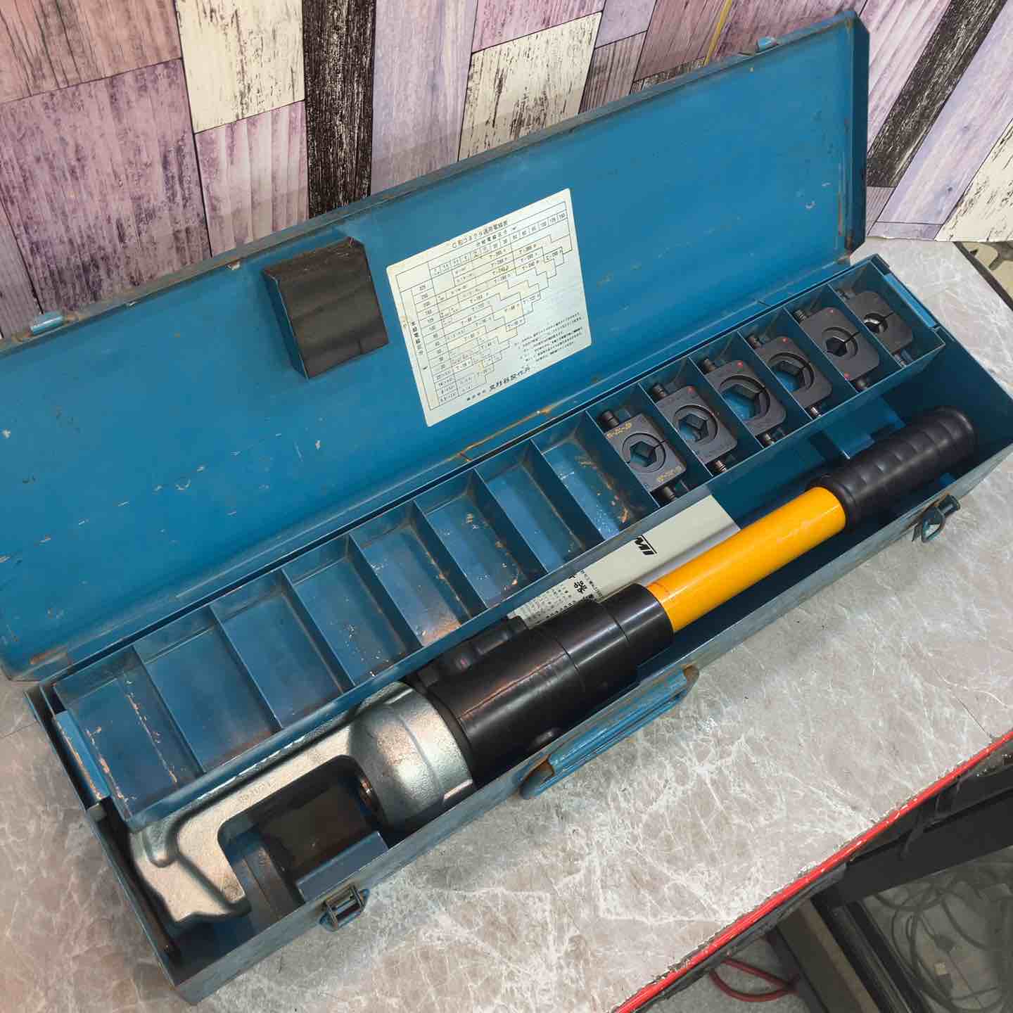 ◇泉精器(IZUMI) T型手動油圧式圧縮工具 EP-365【八潮店】 – アクト