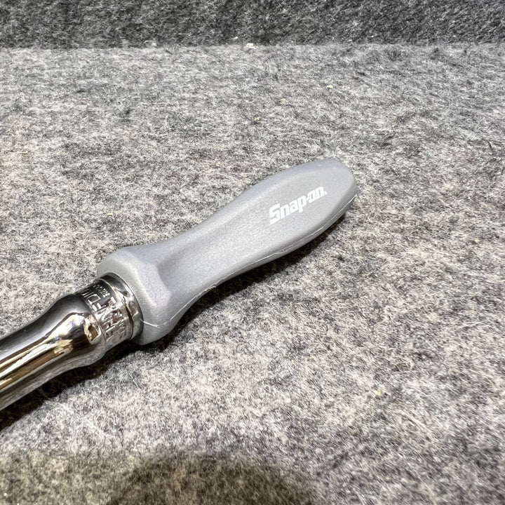 ▼スナップオン/Snap-on 3/8drスイべルヘッドラチェット 差込角:3/8 FHNFD100 旧グリップ ダークチタン【桶川店】