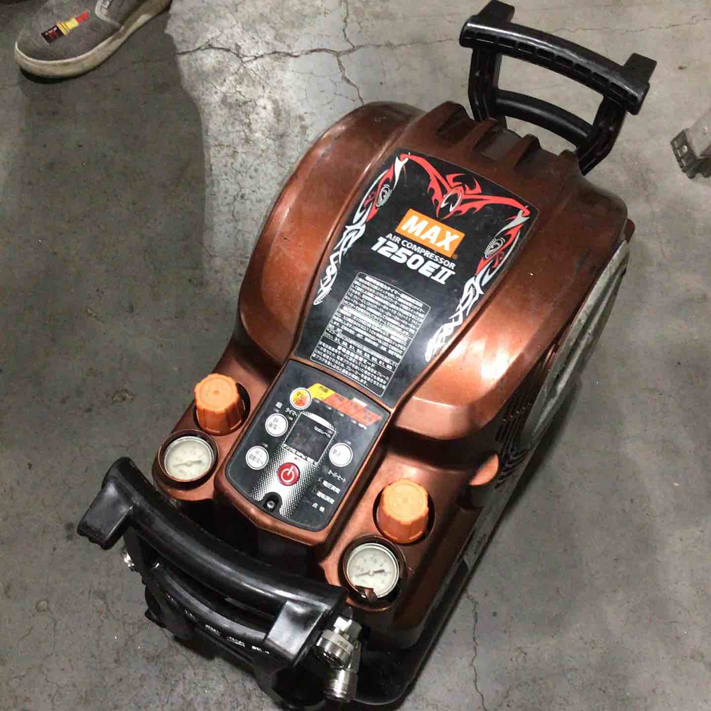 マックス(MAX) スーパーエアコンプレッサ AK-HL1250E2 プレミアム