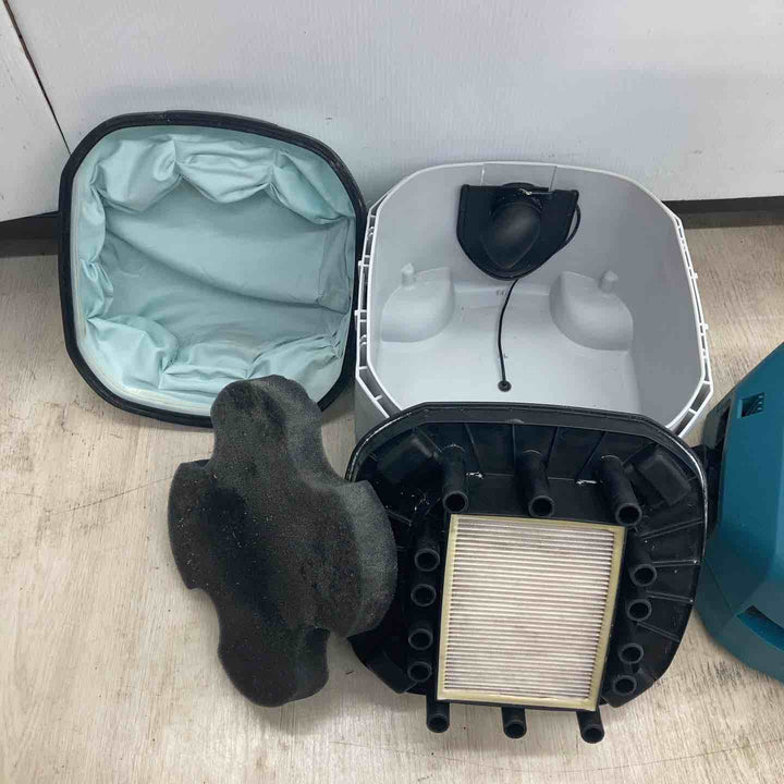 ★マキタ(makita) 集じん機 乾式 VC0830【川越店】