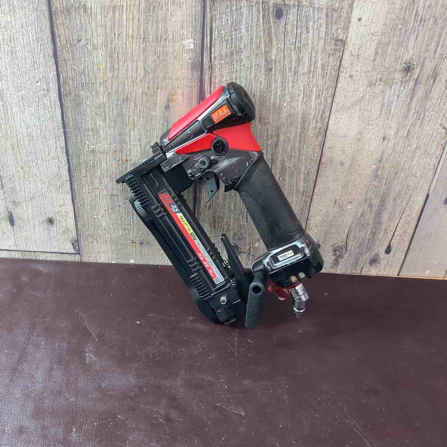 【中古品】マックス(MAX) 高圧エアタッカ HA-25/10J【東大和店】 中古品】マックス(MAX) 高圧エアタッカ HA-25/10J【東大和店