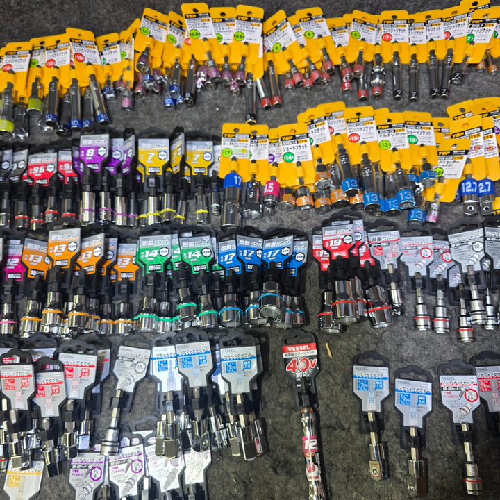 【未使用品・まとめ売り!】ソケットビット ソケットアダプター 軸足ソケット リングナットセッター 約211本 TOP VESSEL サイズ混合【桶川店】