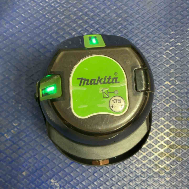 ◇マキタ(makita) グリーンレーザー墨出し器 SK207GP【草加店】