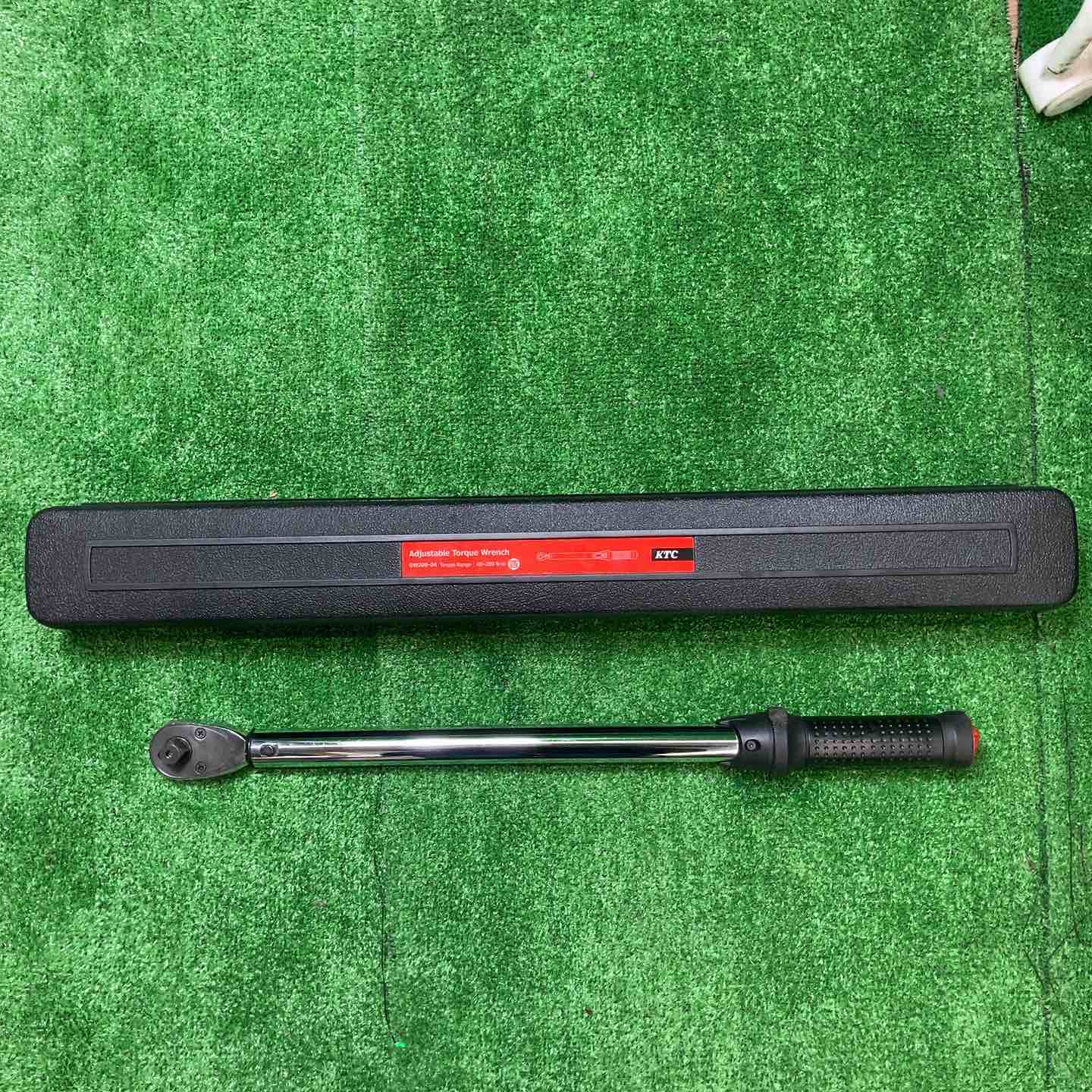 KTC(京都機械工具) 12.7sq プレセット型トルクレンチ GW200-04【桶川店 