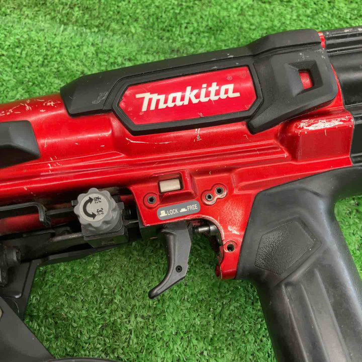【中古品】 マキタ/makita 高圧エアネジ打ち機・AR411HR 【桶川店】